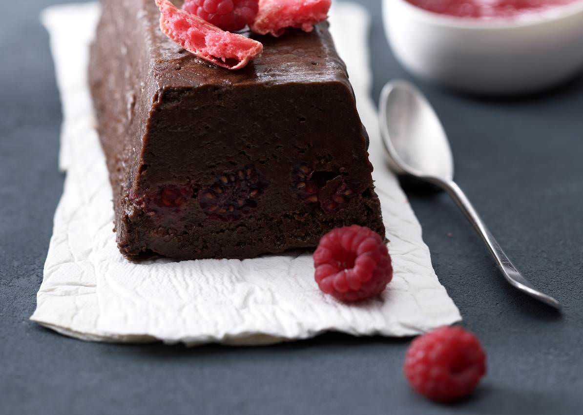 recette Terrine au chocolat et aux framboises beurre crème liquide