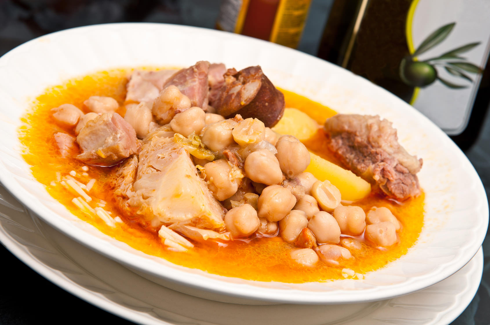 Cocido madrilene une recette traditionnelle espagnole un grand ...