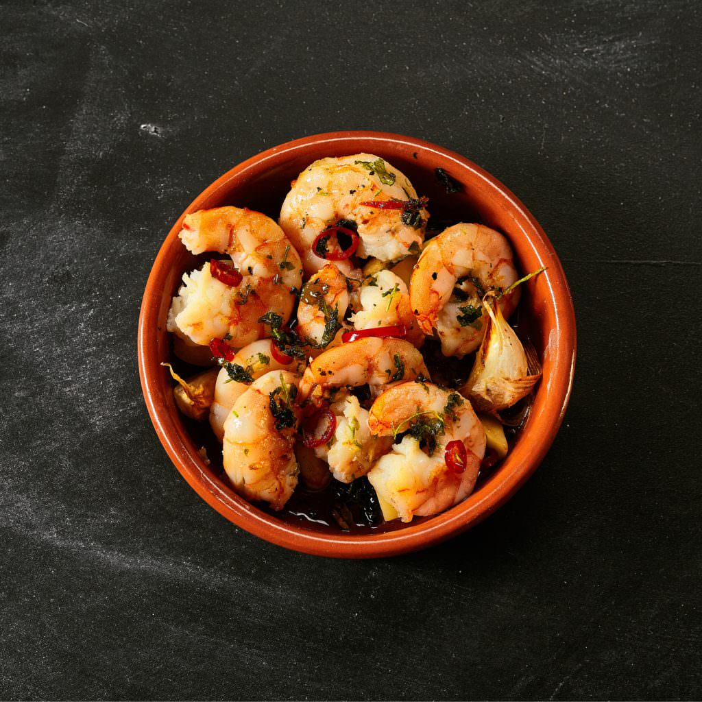 Crevettes ail, piment et basilic