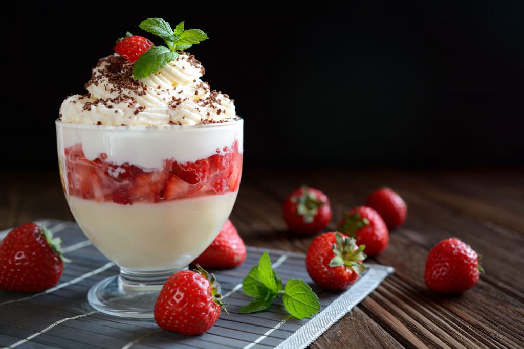 Coupes de fraises gourmandes