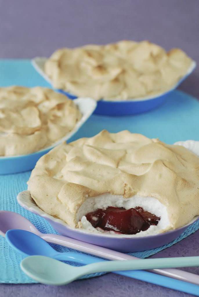 Meringue surprise à la compotée de prunes