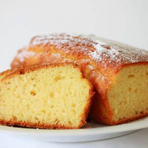 Cake Rapide Une Dessert Simple Rapide Inratable Ideal Pour Le Gouter Ou En Dessert Avec De La Confiture Les Recettes De Cuisine Et Mets