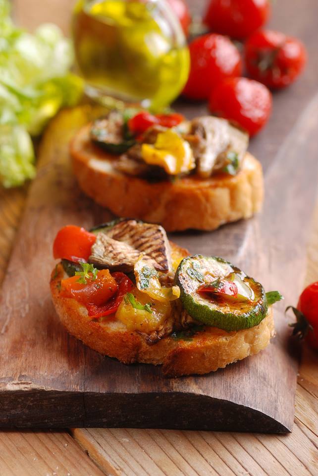 Bruschettas aux légumes grillés