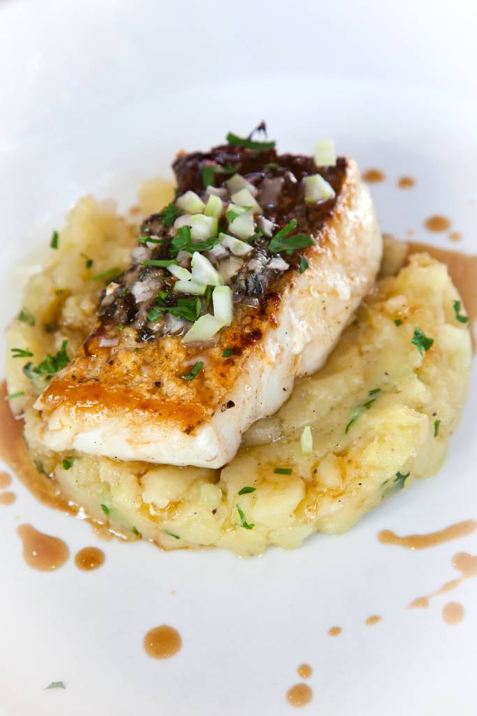 Dos de Cabillaud et Purée provençale