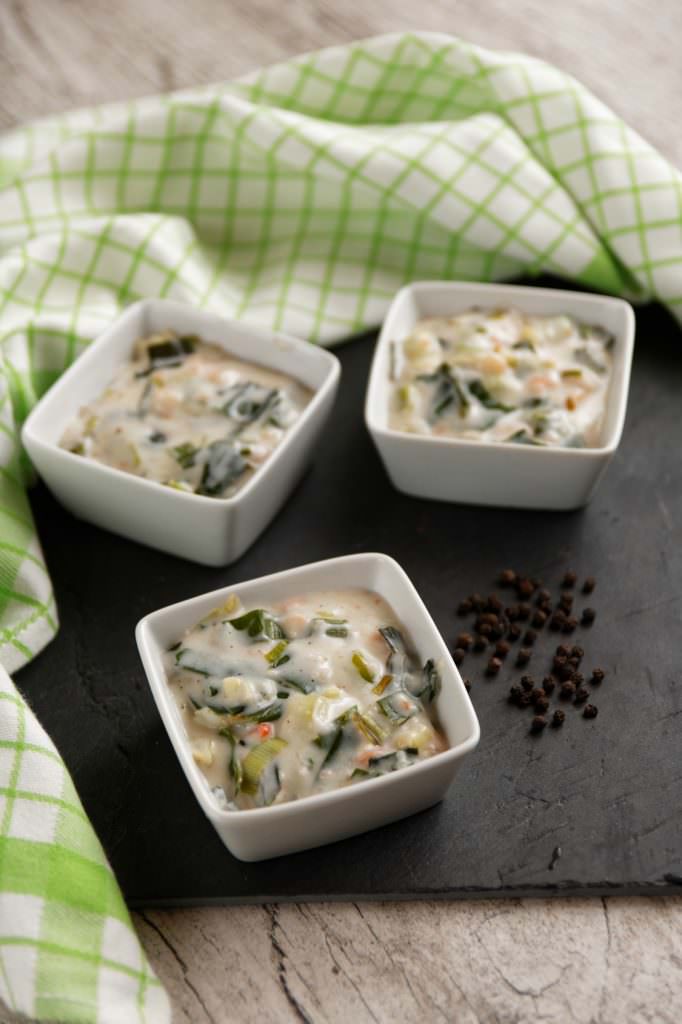 Cassolette de fondue de poireaux aux crevettes