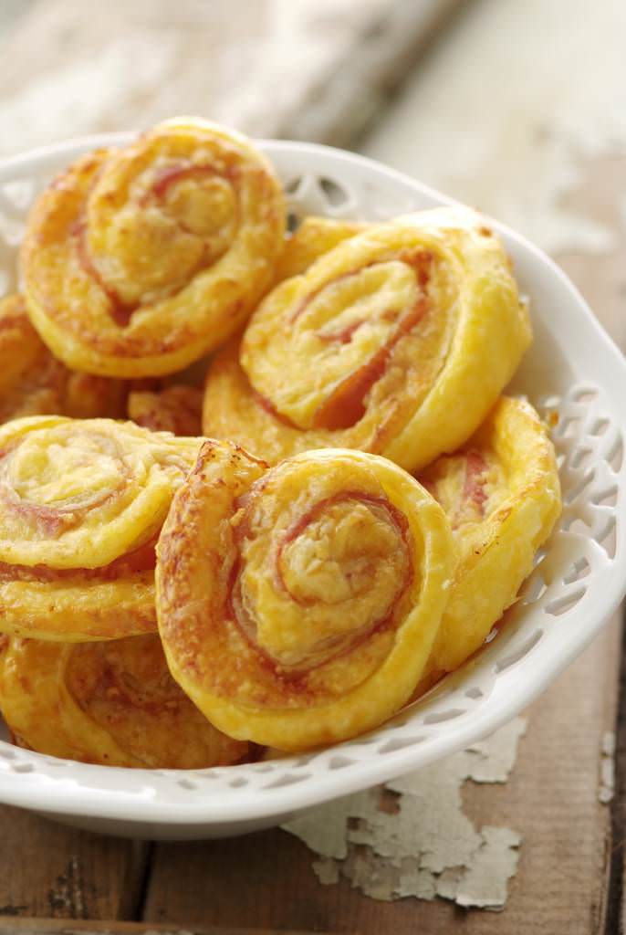 Feuilletés apéritif jambon cru fromage