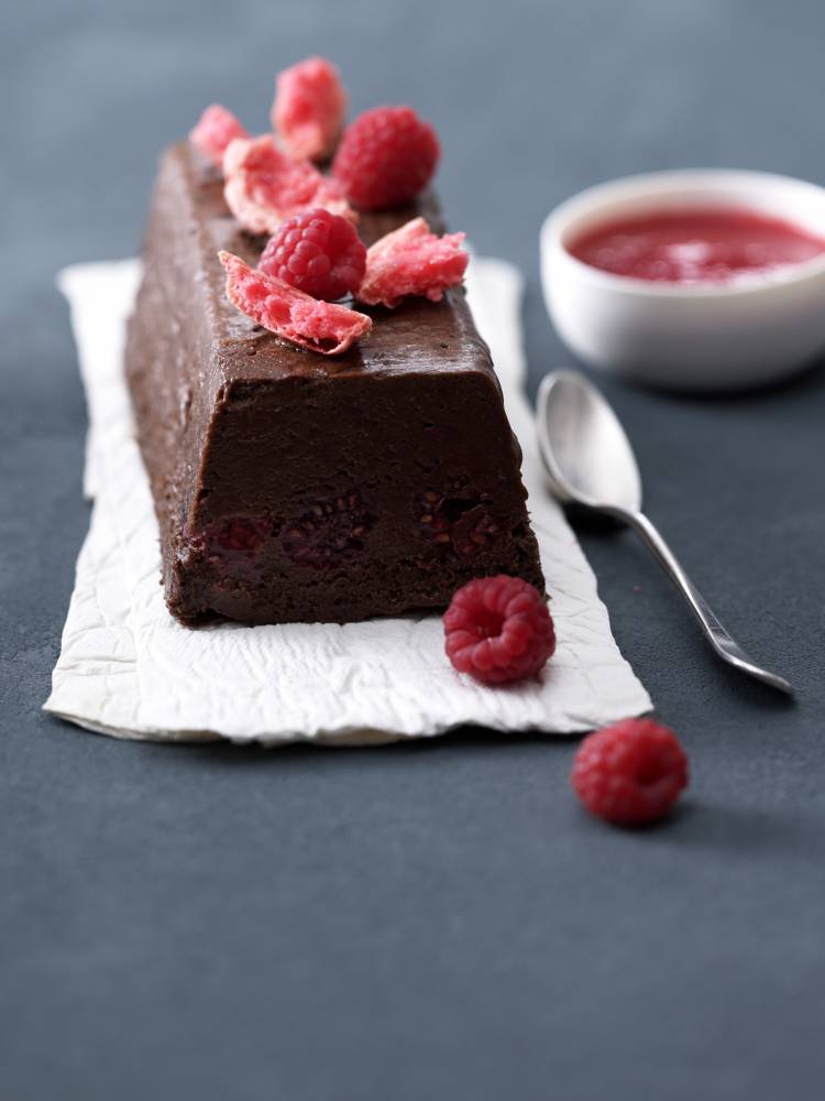 recette Terrine au chocolat et aux framboises beurre crème liquide