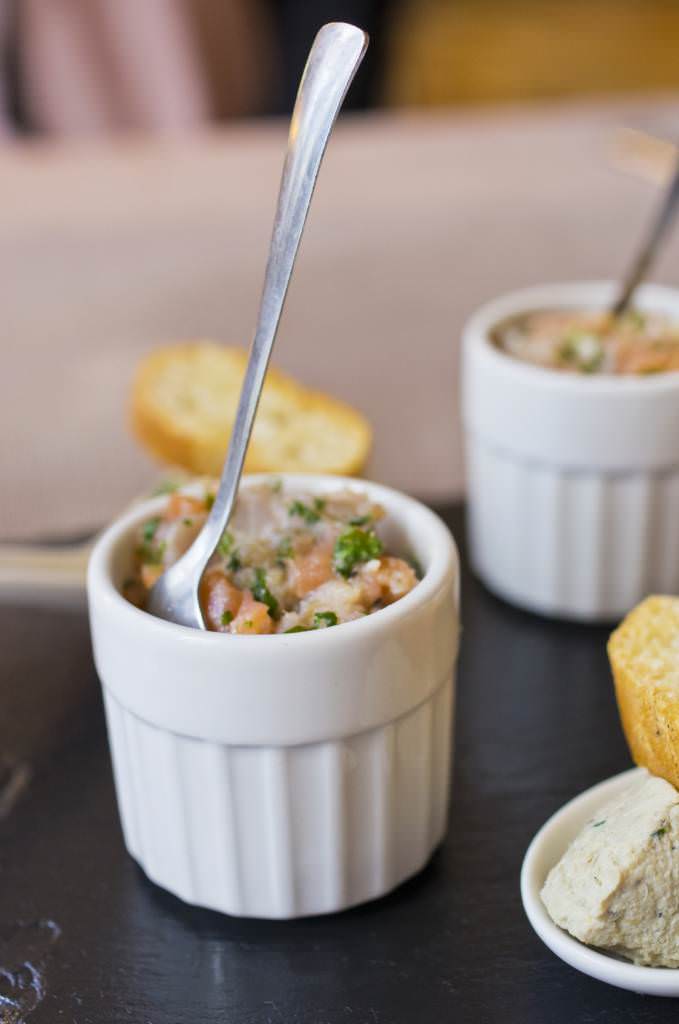 Tartare de saumon et Saint-Jacques