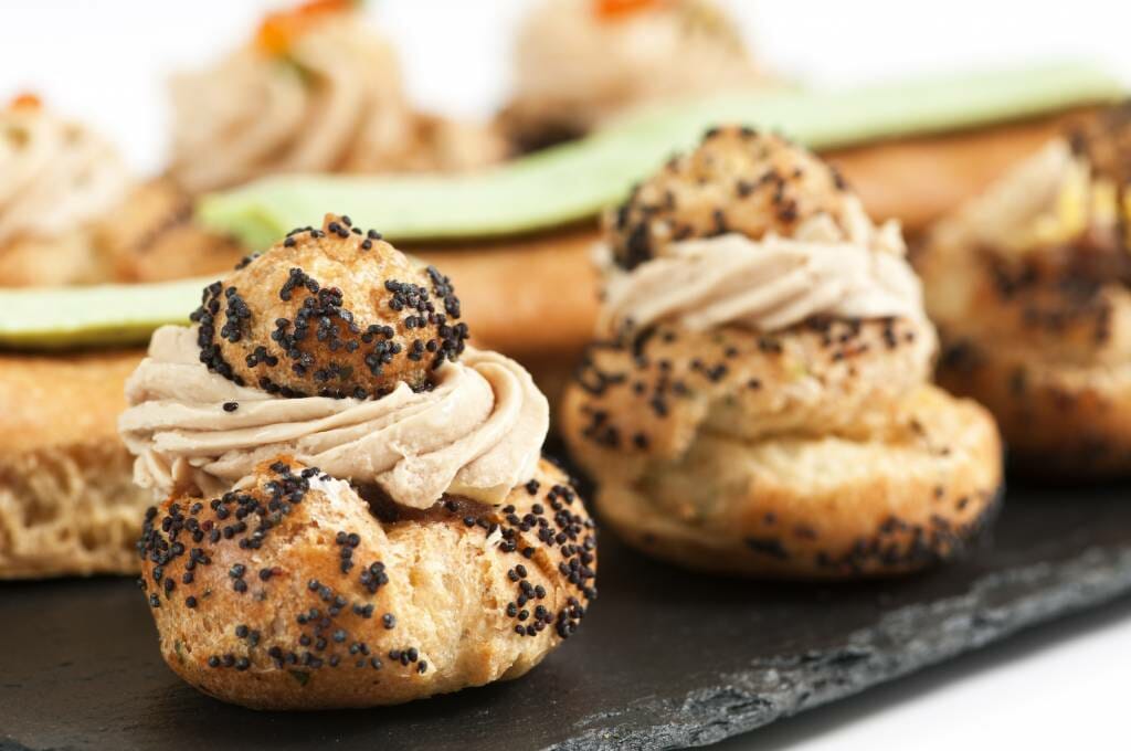 Choux à la crème de foie gras