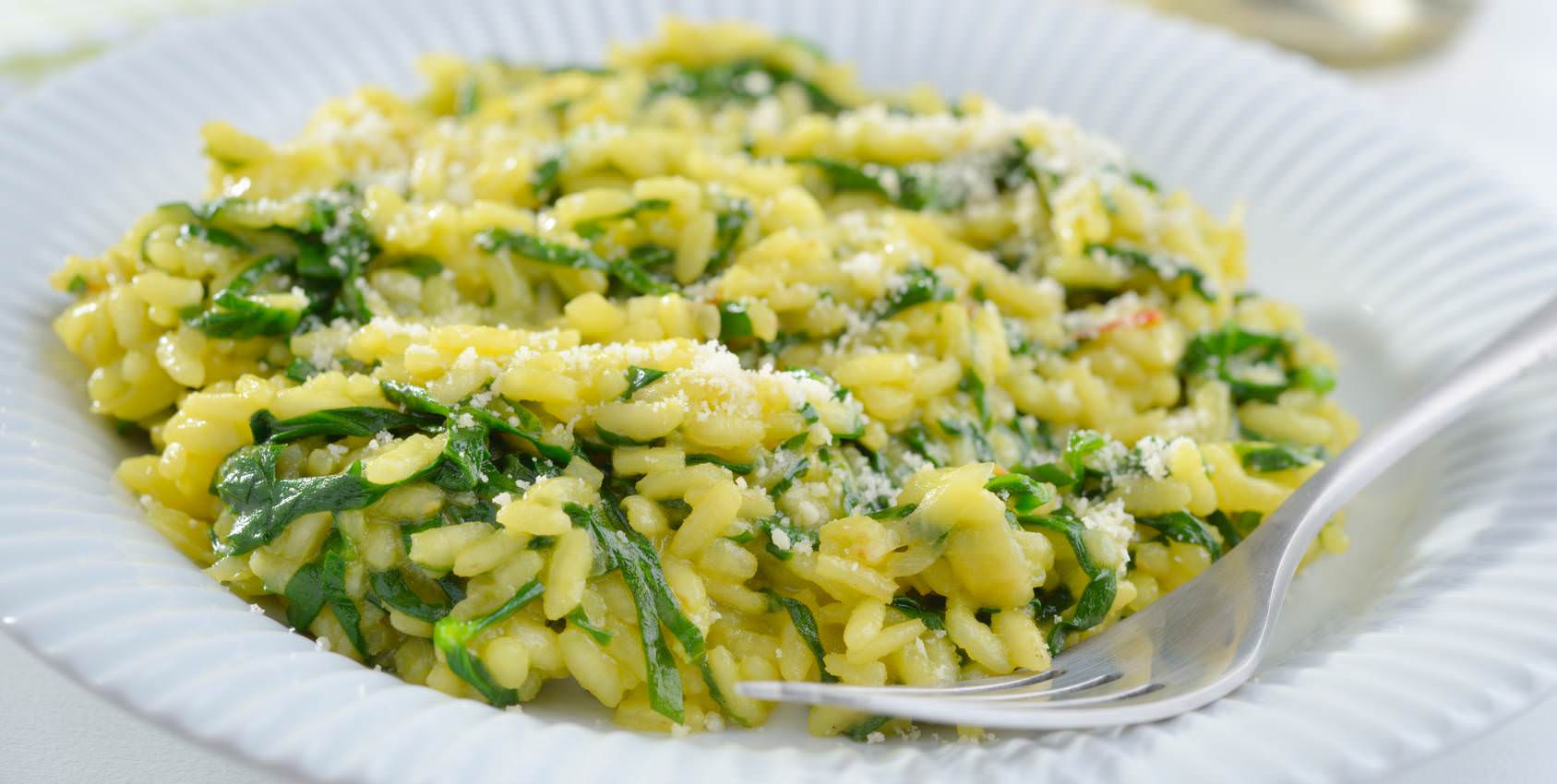 Risotto safran épinards un risotto crémeux et original grace aux