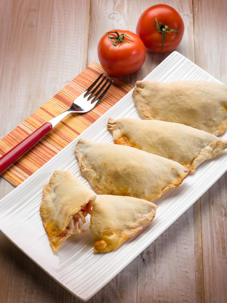 Panzerotti tomate mozzarella