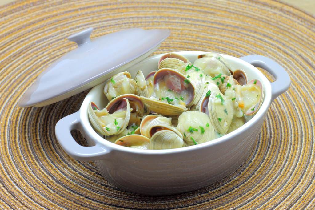 Palourdes au vin blanc