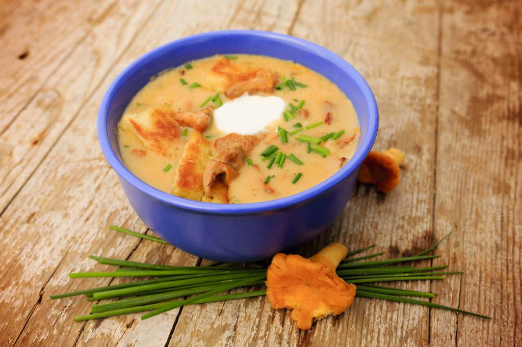 Crème de volaille aux girolles