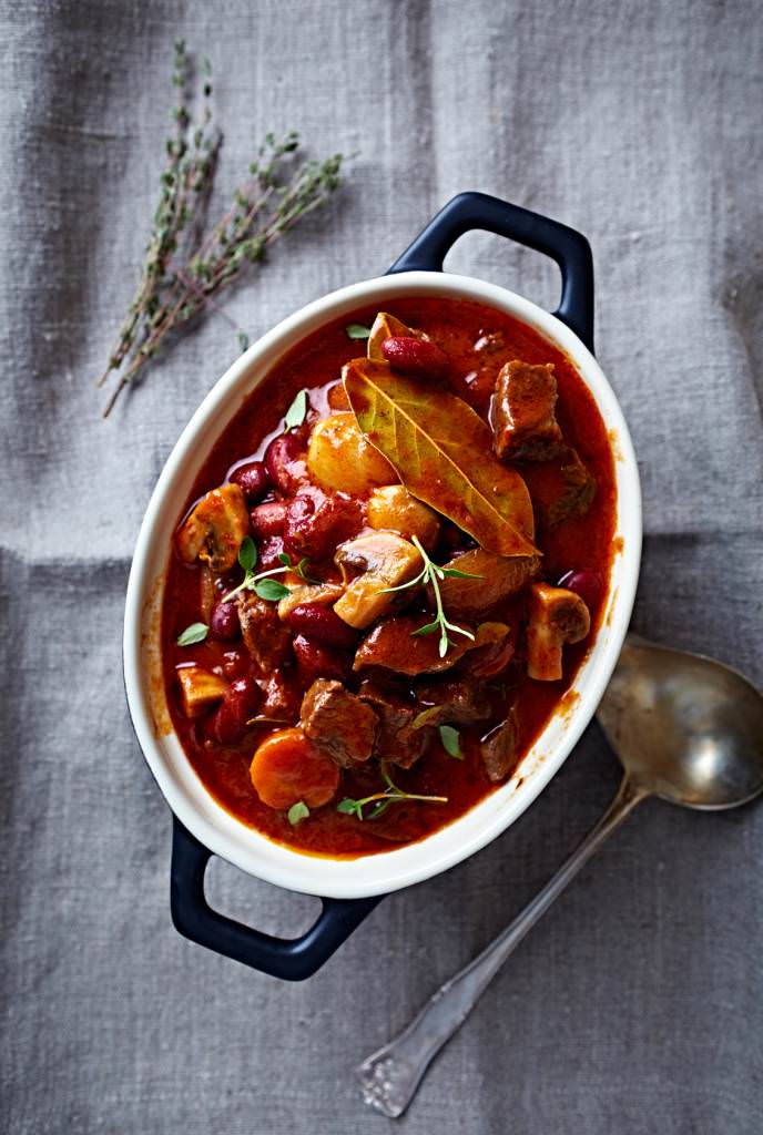 Ragoût épicé de boeuf et de haricots rouges