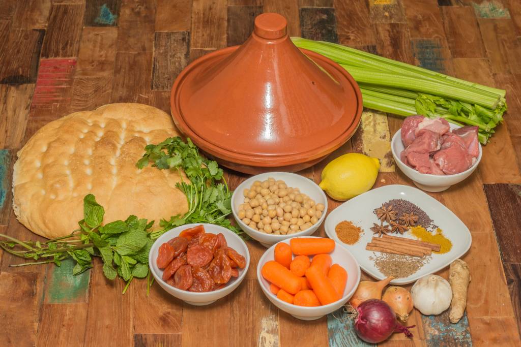 Tajines d’agneau aux abricots secs