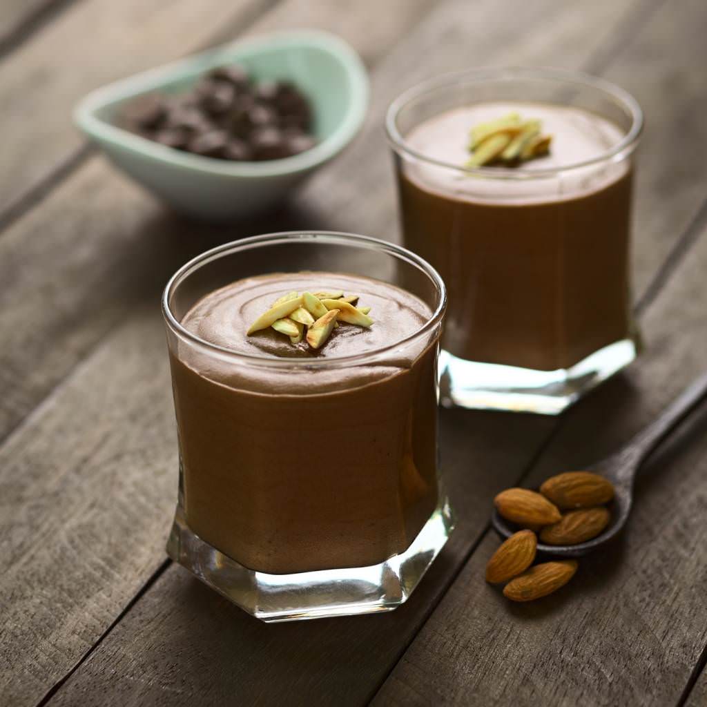 Mousse chocolat au lait aux amandes