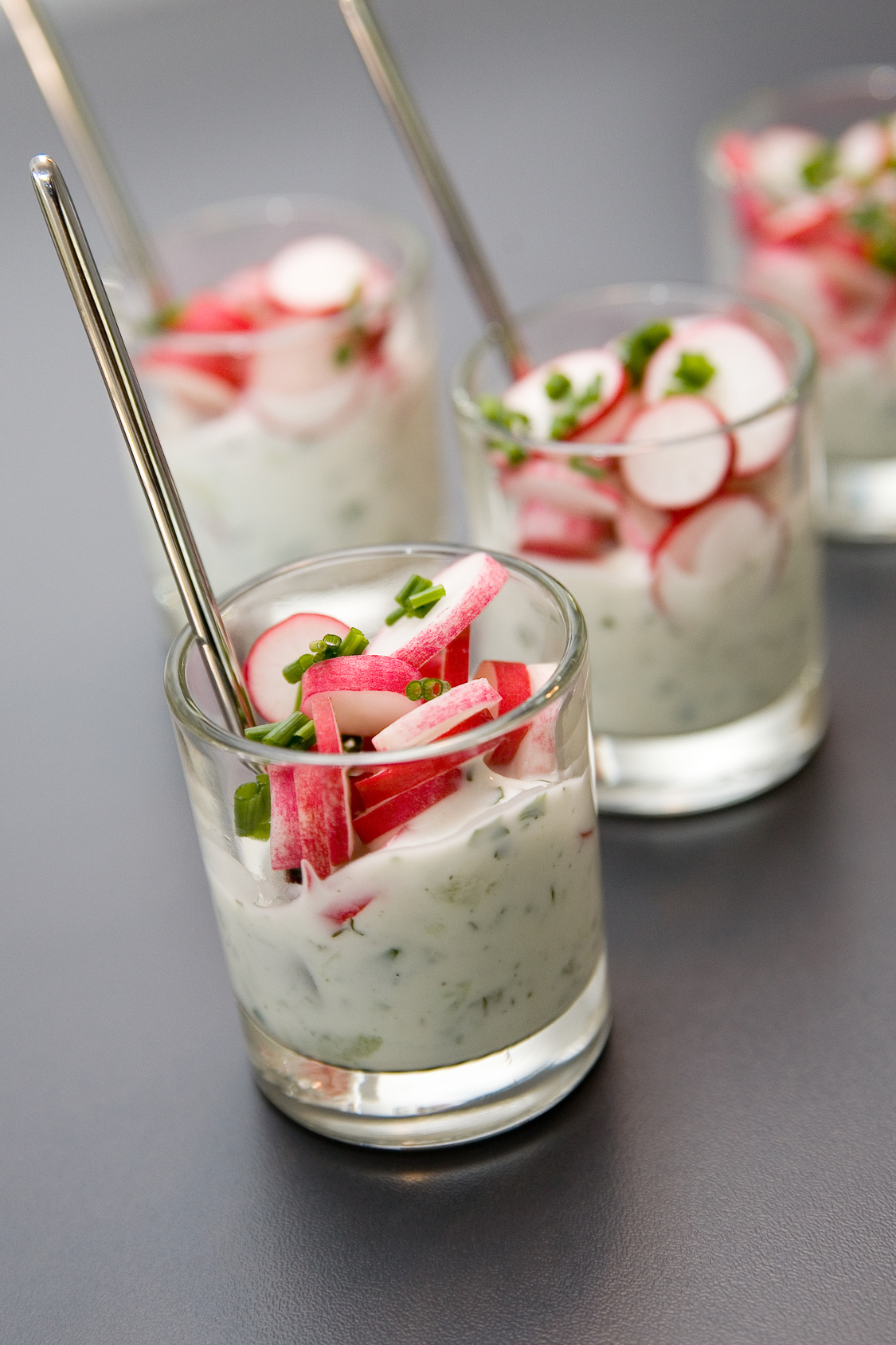 Verrine de radis au fromage de chèvre une belle recette facile, rapide et économique Les ...