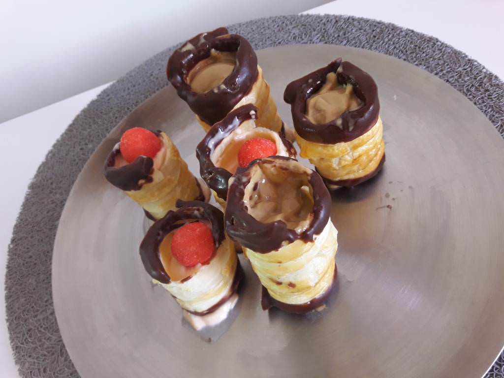 cannelloni feuilleté fraise /café