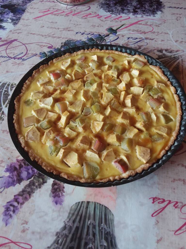 Tarte pommes rhubarbe