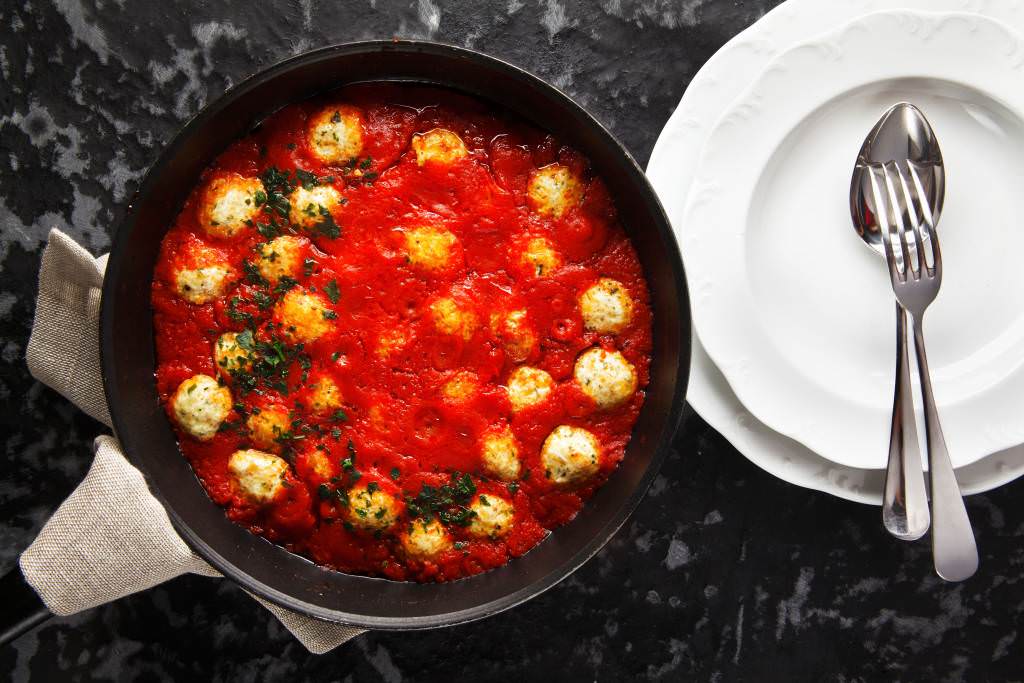 Boulettes de poulet à la ricotta, sauce tomates