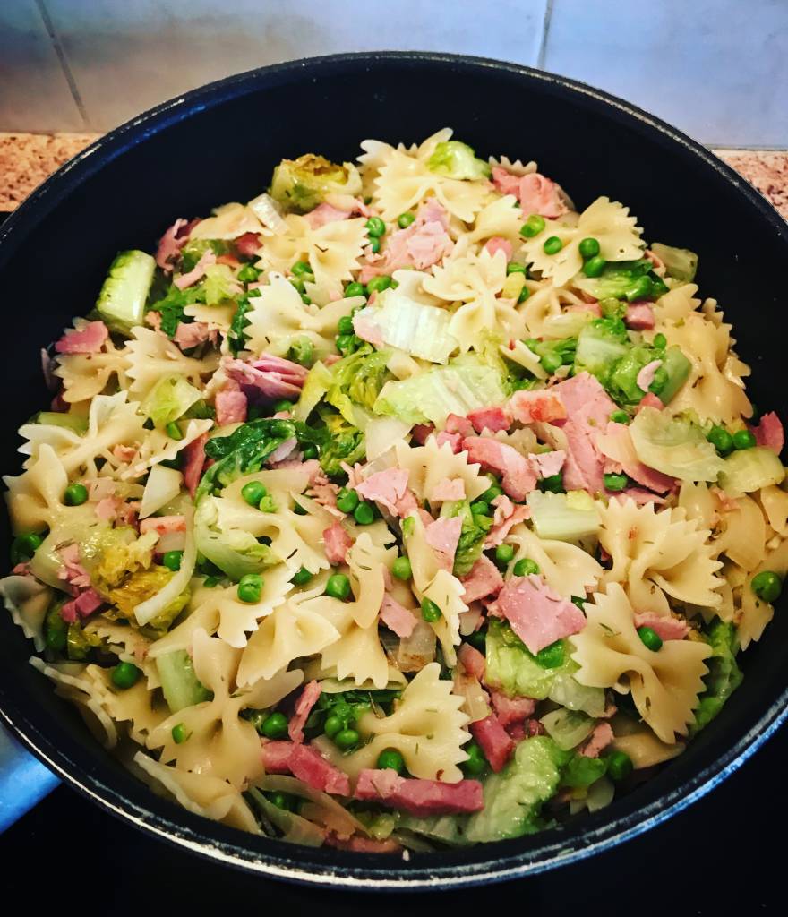 FARFALLE LARDONS/JAMBON, PETITS POIS ET SUCRINES