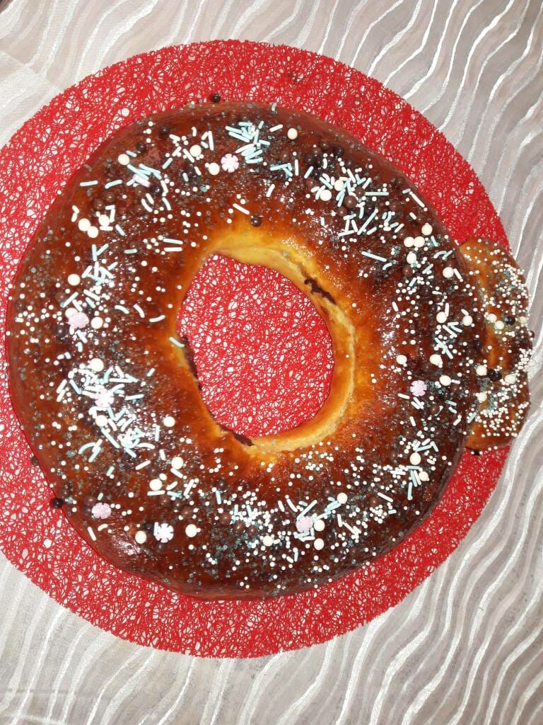 Brioche en couronne au chocolat