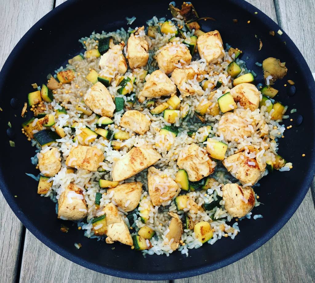 Poêlée de riz de konjac poulet courgettes à ma façon